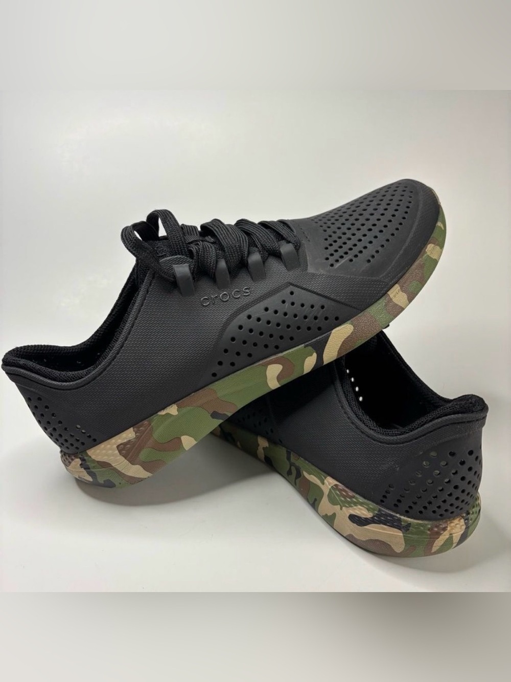 CROCS Literide by Crocs Camo/Black Pacer Shoes M8 W10 Perforated waterproof - Picture 3 of 10